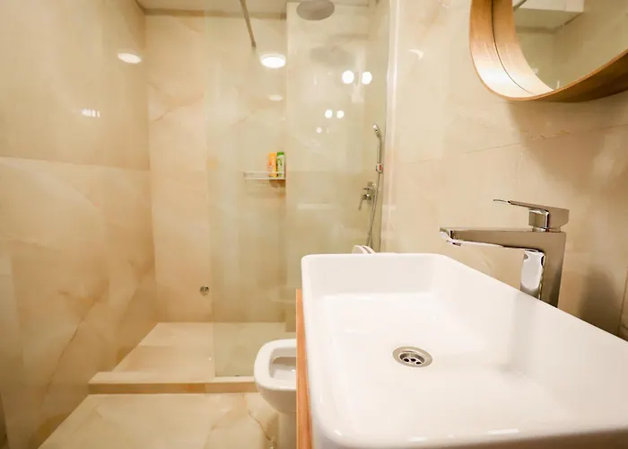 Grey On The Hill 아파트